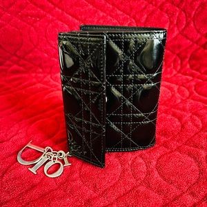AUTHENTIC Christian Dior Cannage Patent Wallet